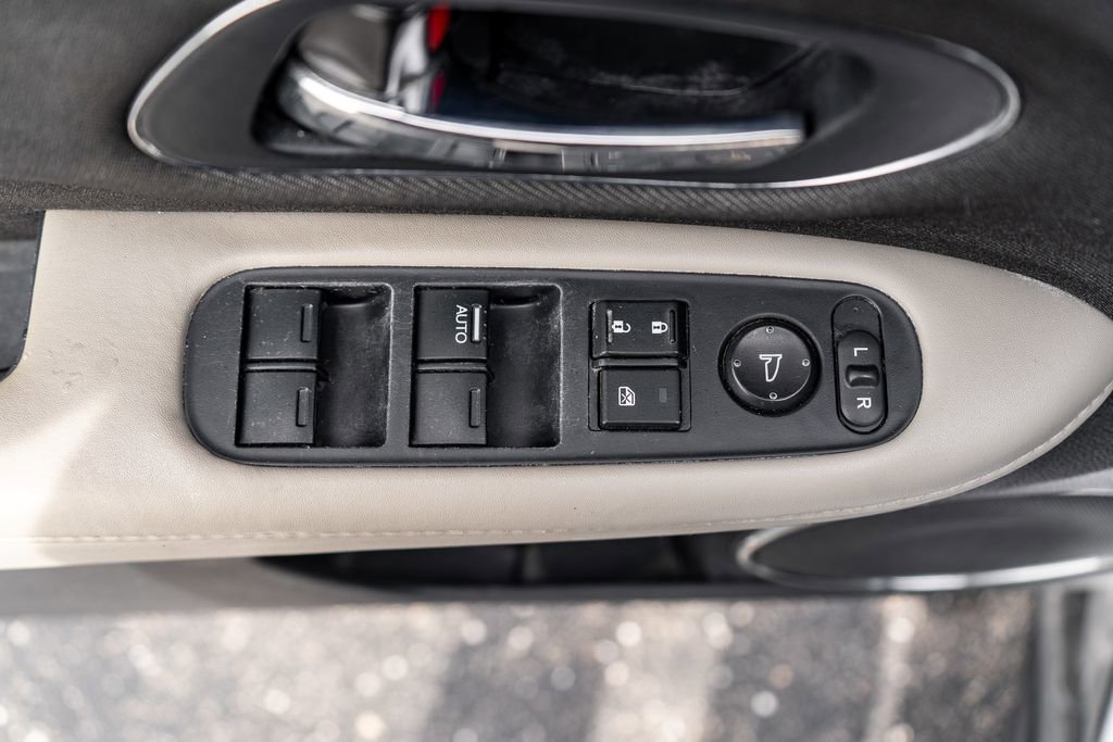 Used 2021 Honda HR-V EX image 17