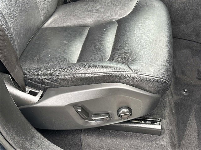Used 2022 Volvo XC90 T6 Momentum image 11