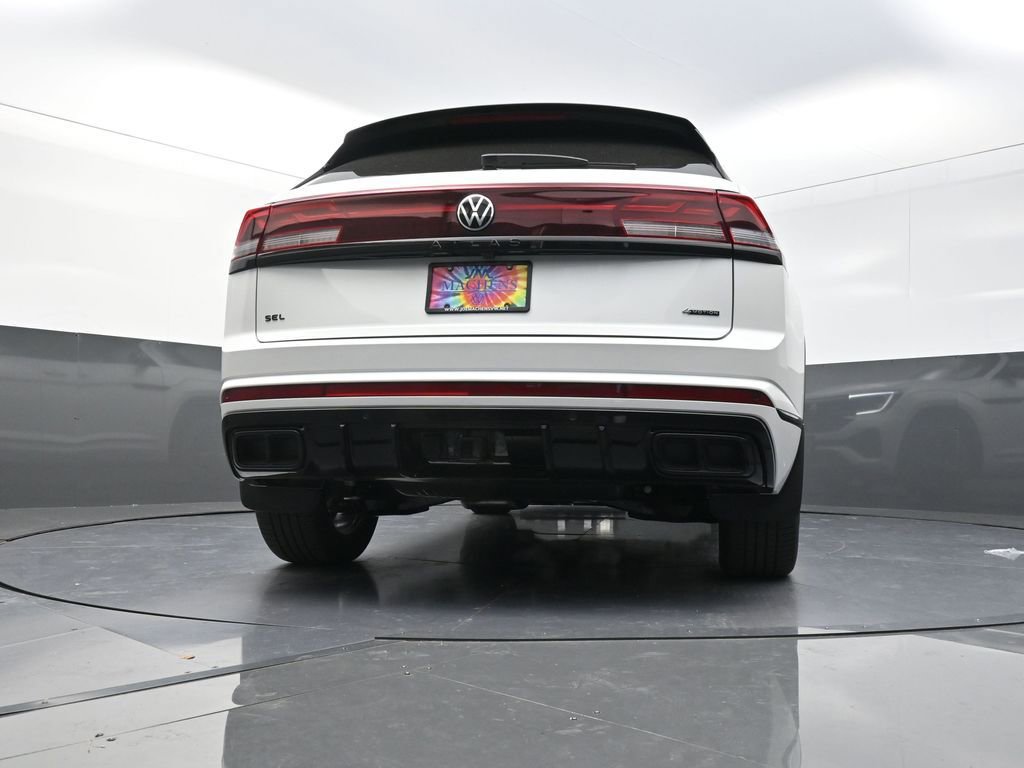 New 2026 Volkswagen Atlas Cross Sport SEL R-Line image 26
