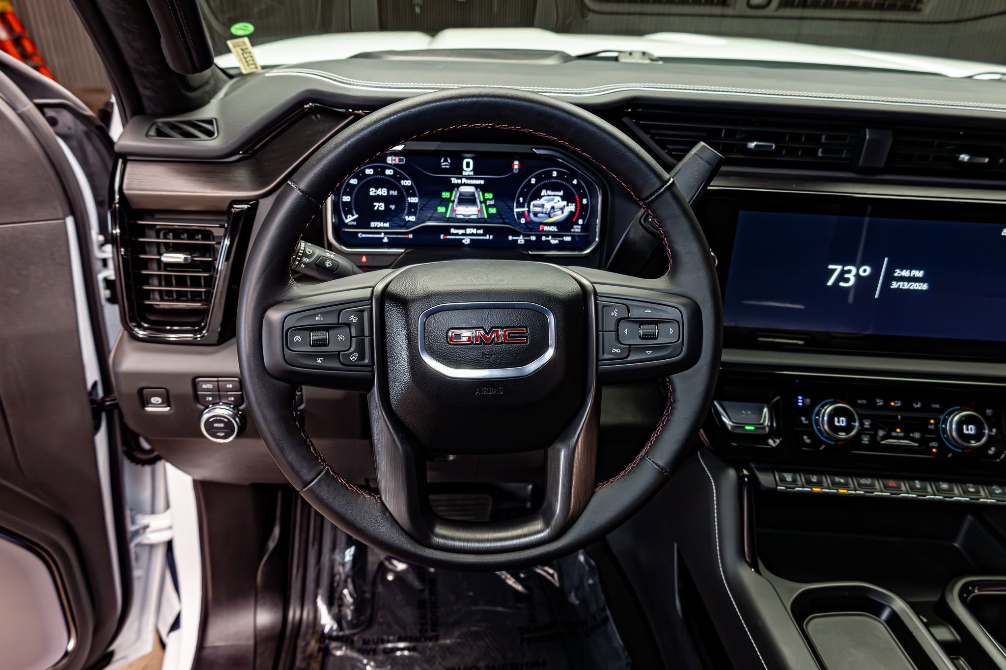 Used 2025 GMC Sierra 2500 AT4X image 18