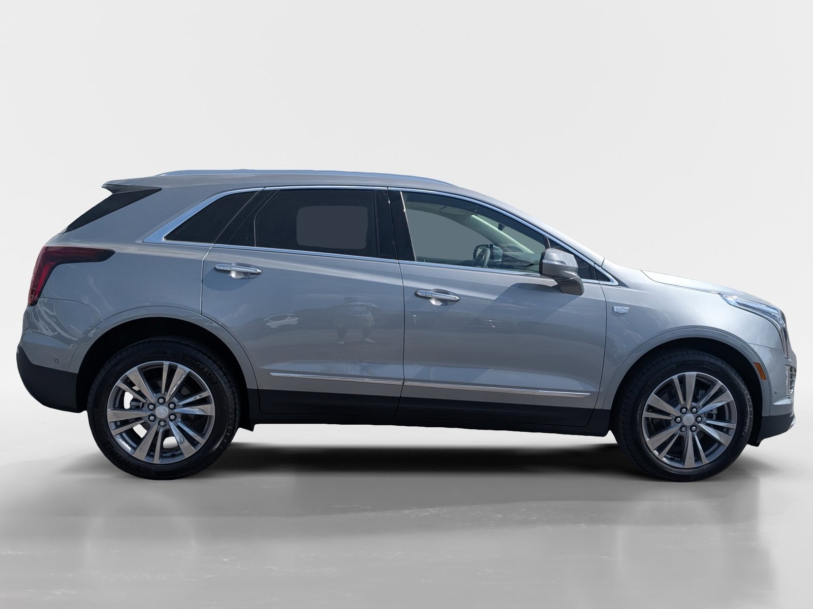 New 2026 Cadillac XT5 Premium Luxury w/ Driver Assist Package FWD image 3