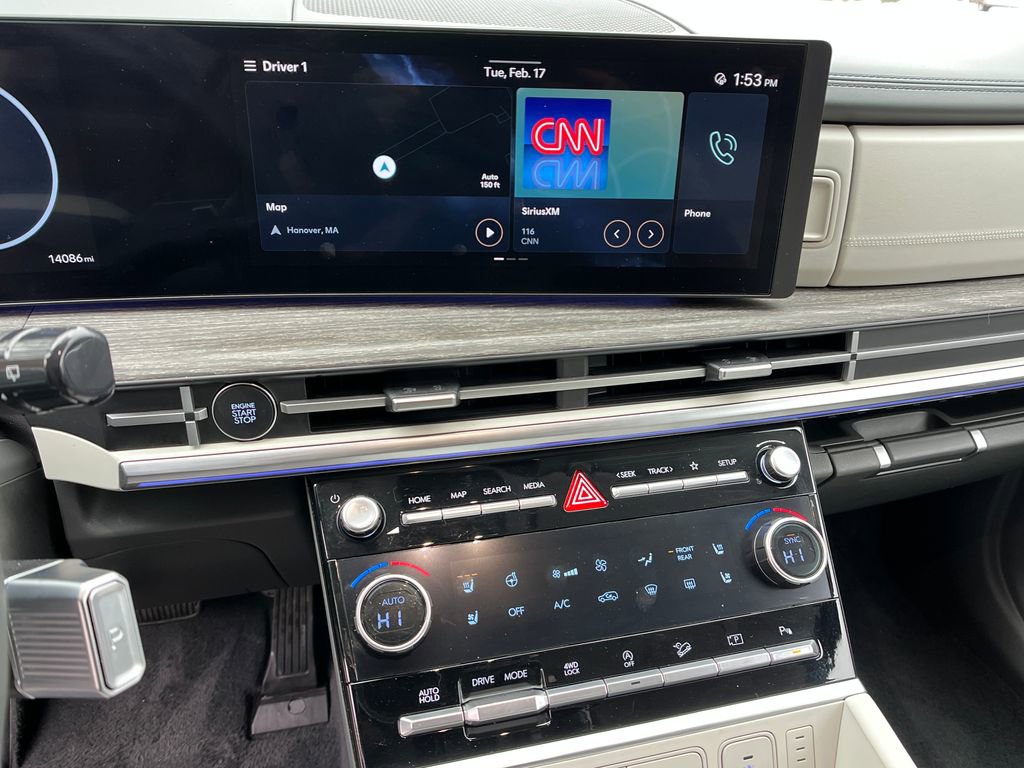 Used 2025 Hyundai Santa Fe Calligraphy image 16