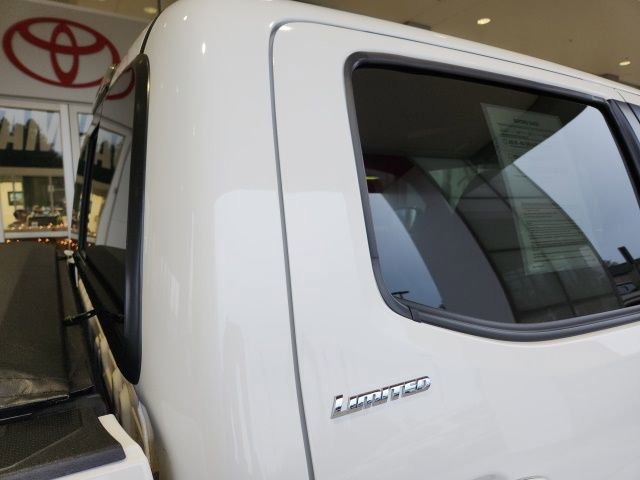 Used 2019 Toyota Tacoma Limited image 10