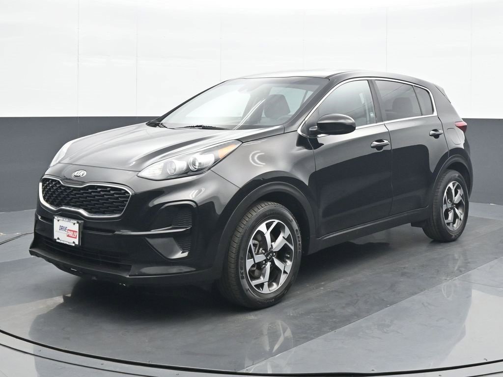 Used 2020 Kia Sportage LX image 2
