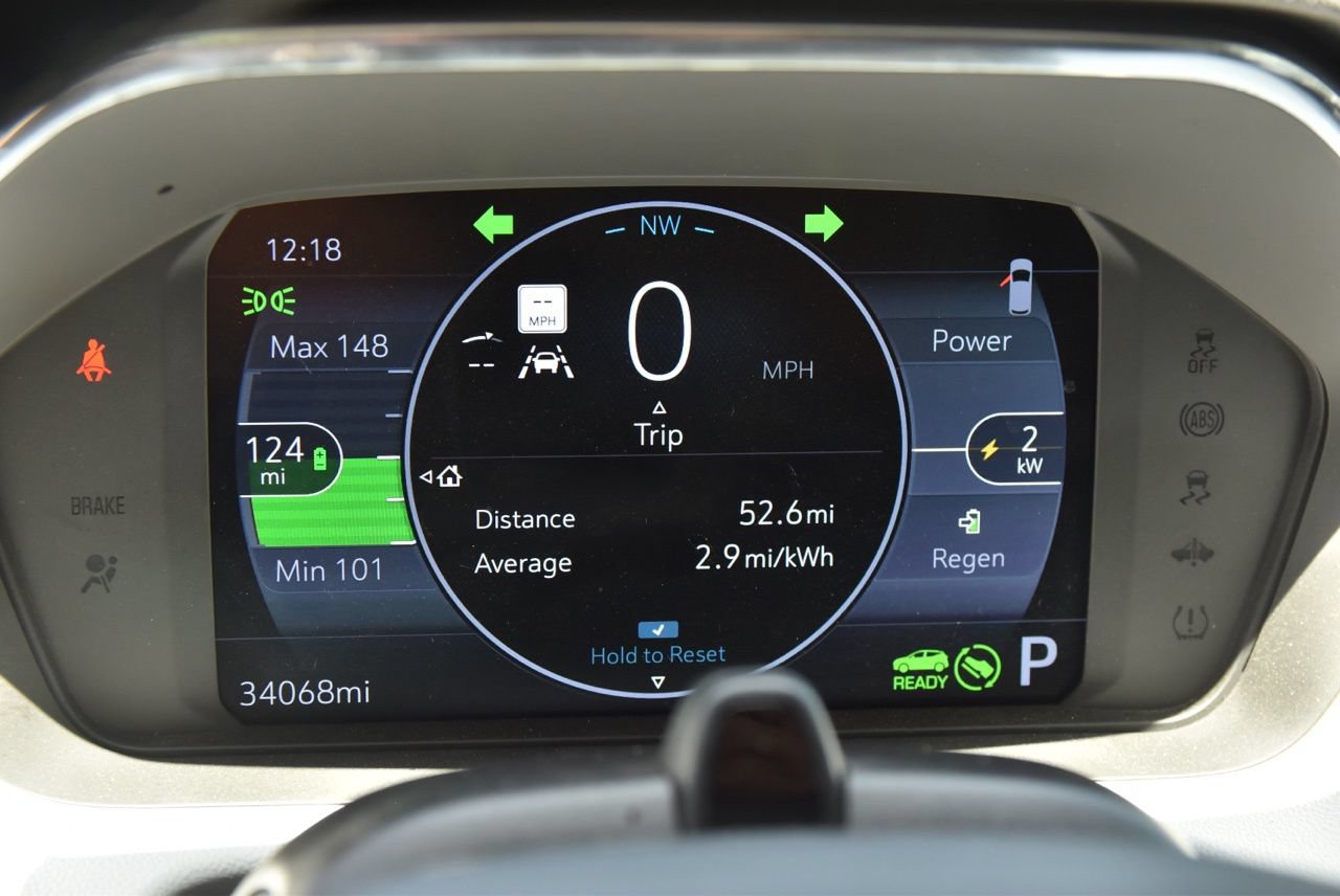 Used 2023 Chevrolet Bolt EUV Premier w/ Sun & Sound Package FWD image 24