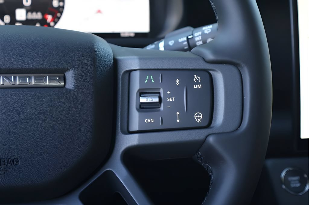 New 2026 Land Rover Defender 110 X-Dynamic SE AWD/4WD image 20