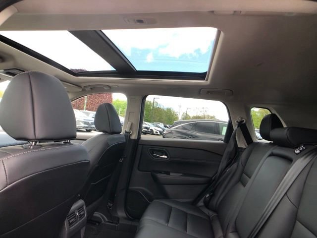 Certified 2023 Nissan Rogue SL AWD/4WD image 24