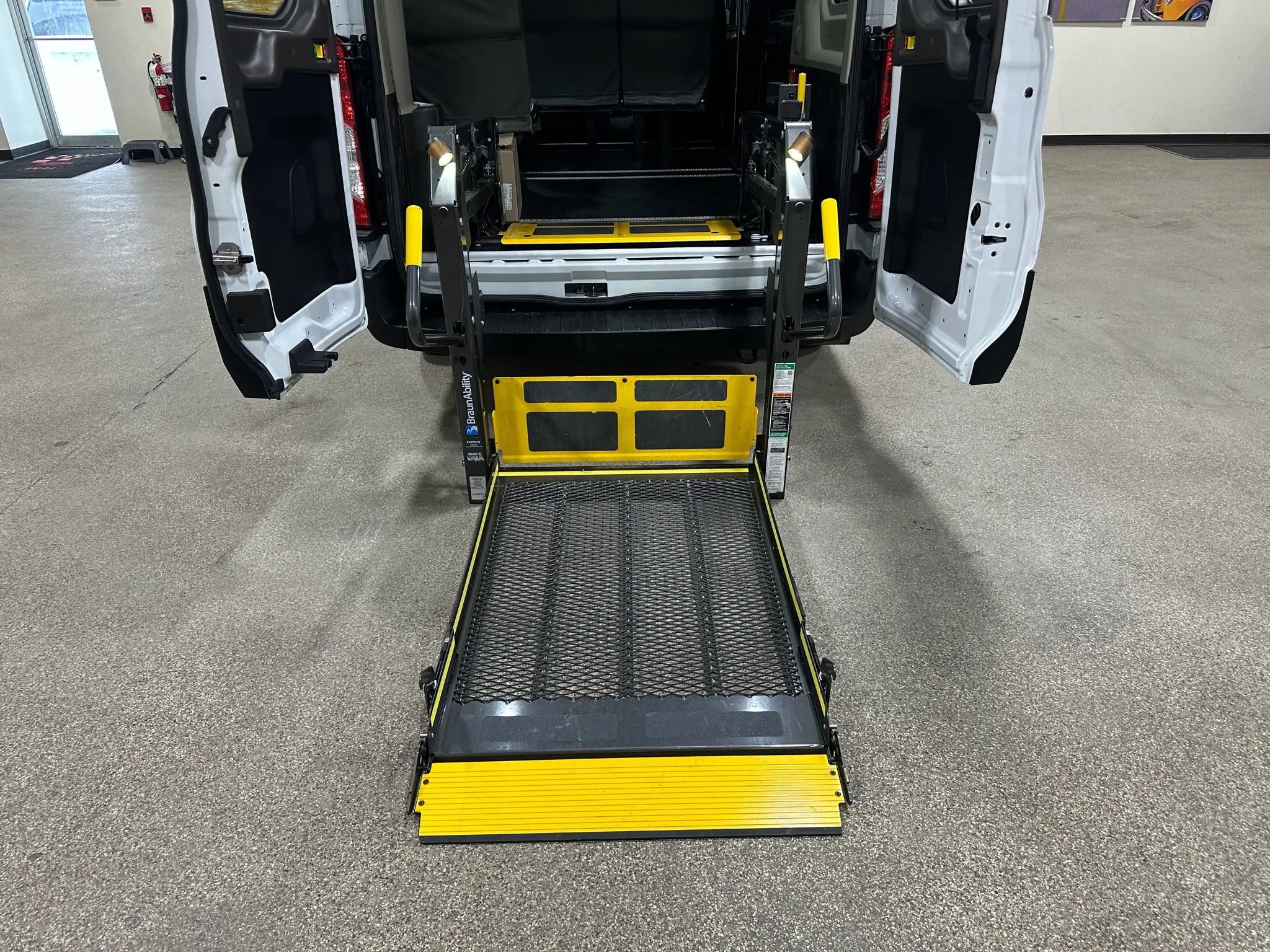 Used 2020 Ford Transit 150 Medium Roof RWD image 47