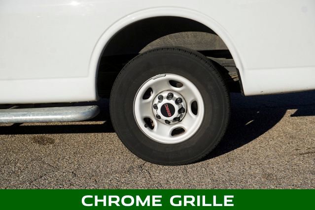 Used 2024 GMC Savana 2500 w/ Driver Convenience Package image 7