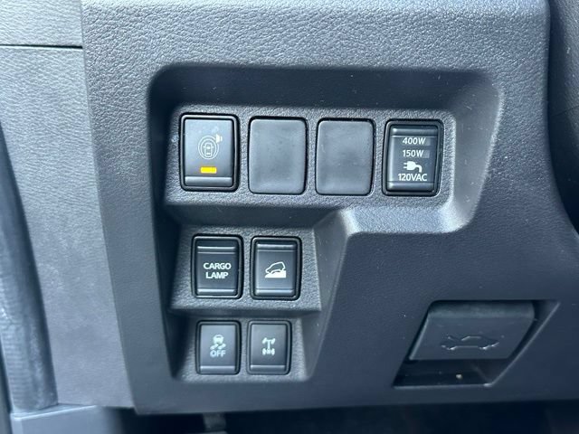 Used 2023 Nissan Frontier PRO-4X w/ Pro-4X Premium Package AWD/4WD image 19