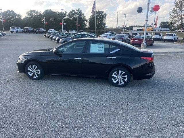 New 2025 Nissan Altima 2.5 S image 7