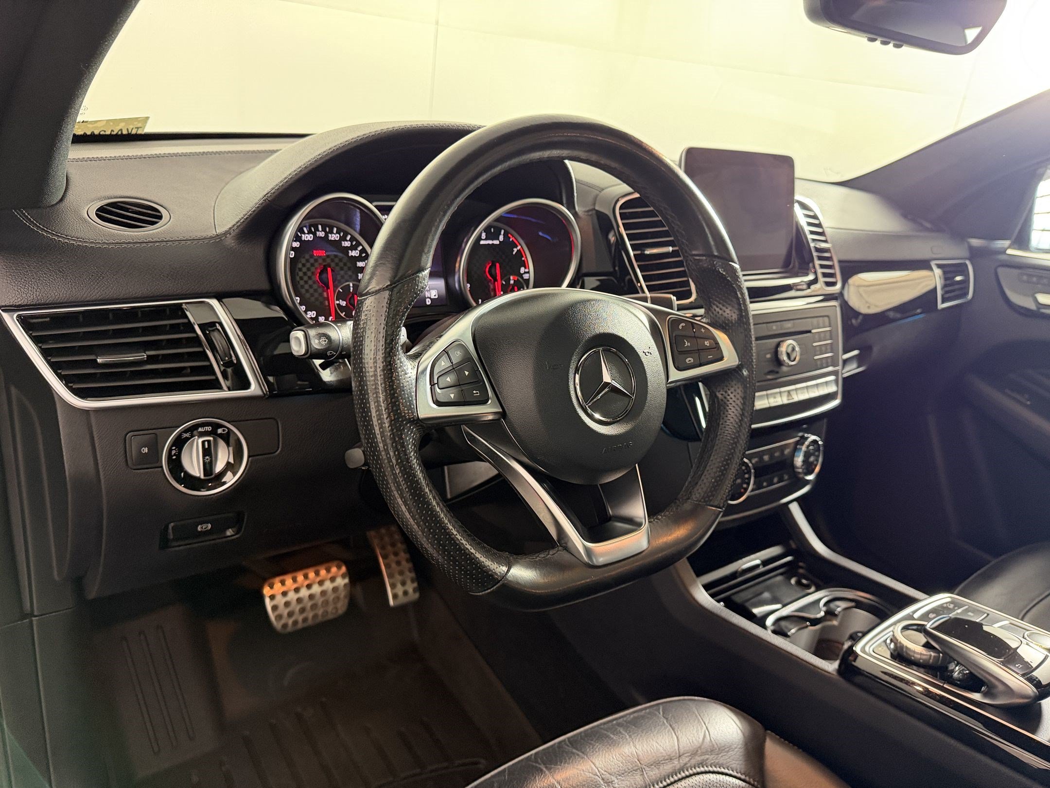 Used 2019 Mercedes-Benz GLE 43 AMG 4MATIC Coupe image 4