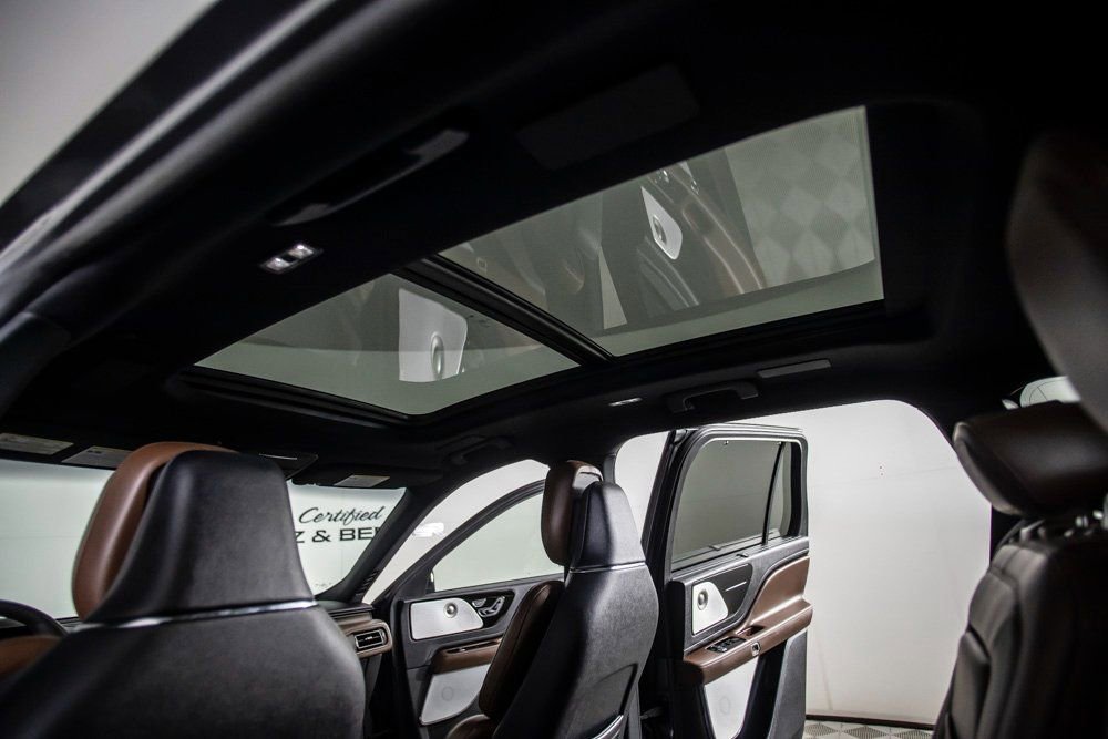 Used 2025 Lincoln Aviator Reserve w/ Equipment Group 201A image 25