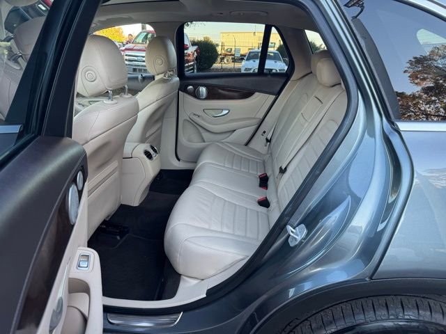 Used 2016 Mercedes-Benz GLC 300 image 12