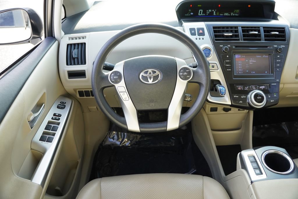 Used 2013 Toyota Prius V Two image 18