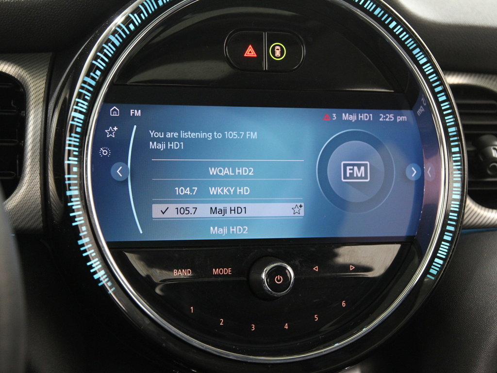 Certified 2023 MINI Cooper 4-Door Hardtop image 11