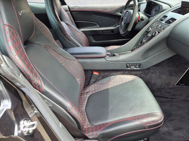 Used 2015 Aston Martin Vanquish Coupe RWD image 19