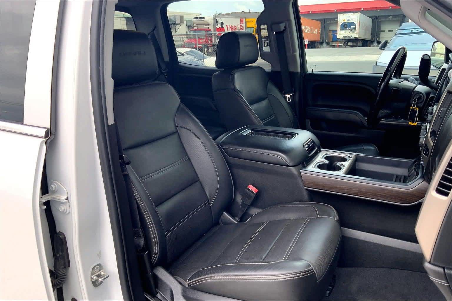 Used 2018 GMC Sierra 1500 Denali AWD/4WD image 13