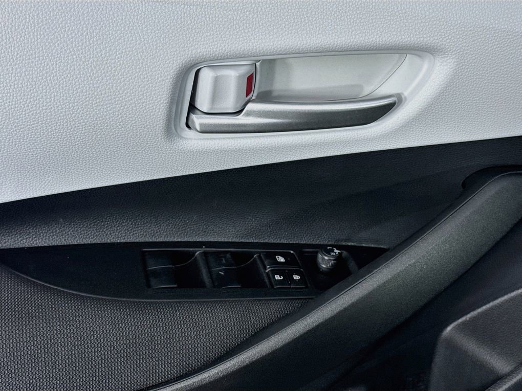 New 2026 Toyota Corolla SE FWD image 22