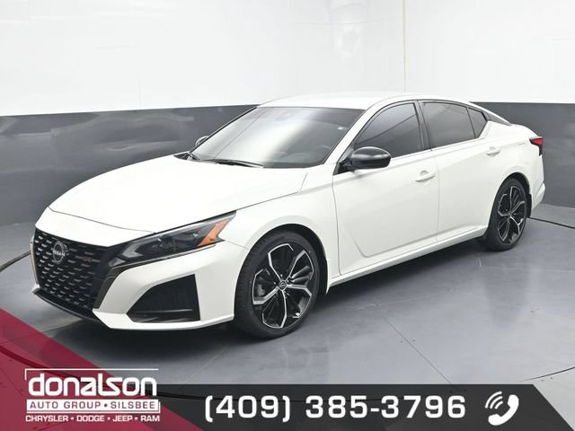 Used 2023 Nissan Altima 2.5 SR FWD image 5