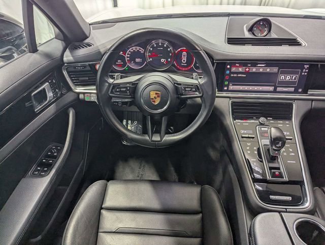 Used 2022 Porsche Panamera 4 Platinum Edition image 7