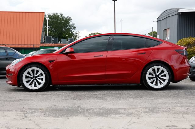Used 2022 Tesla Model 3 Standard Range RWD image 4