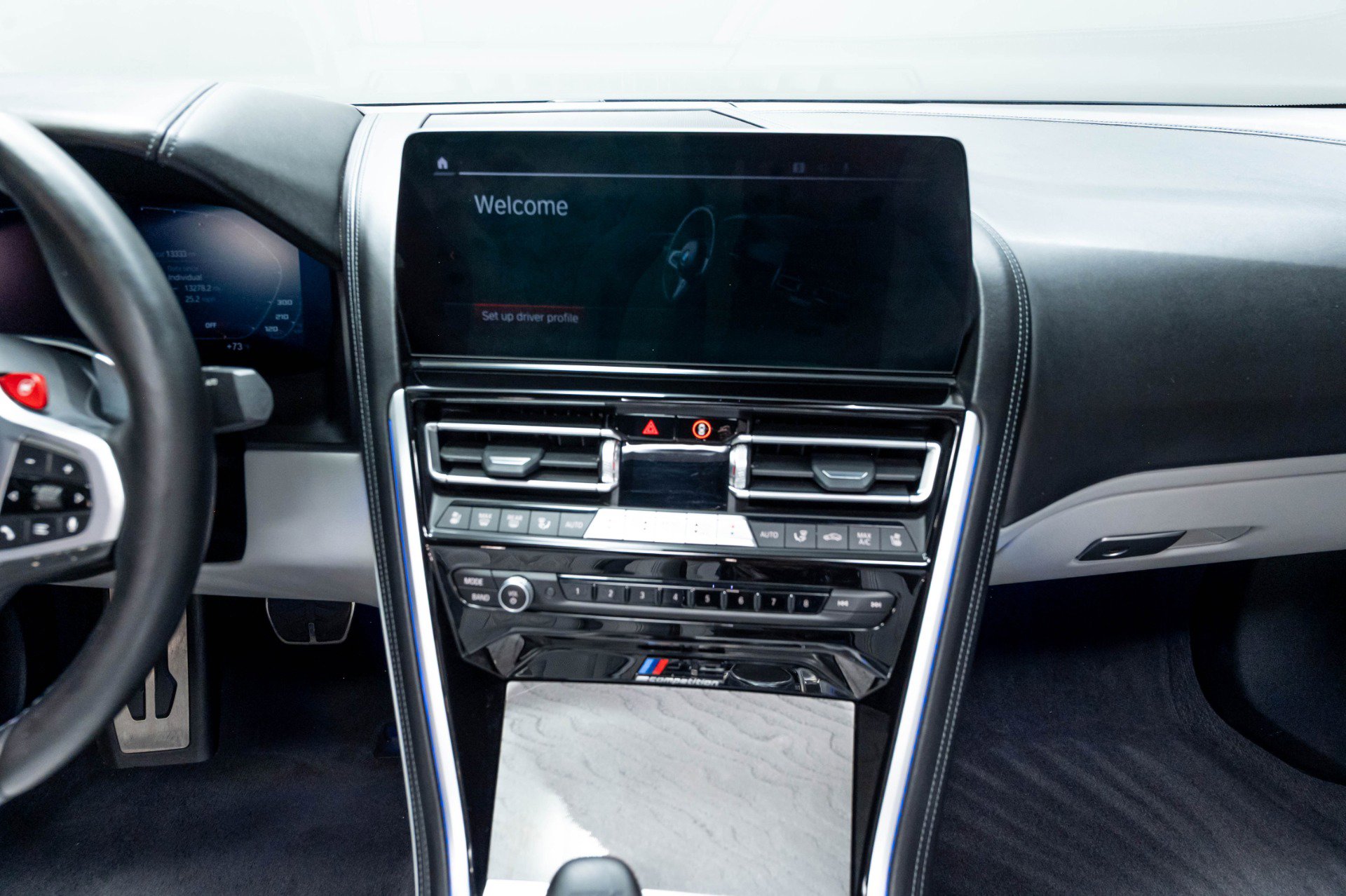 Used 2023 BMW M8 Competition AWD/4WD image 34