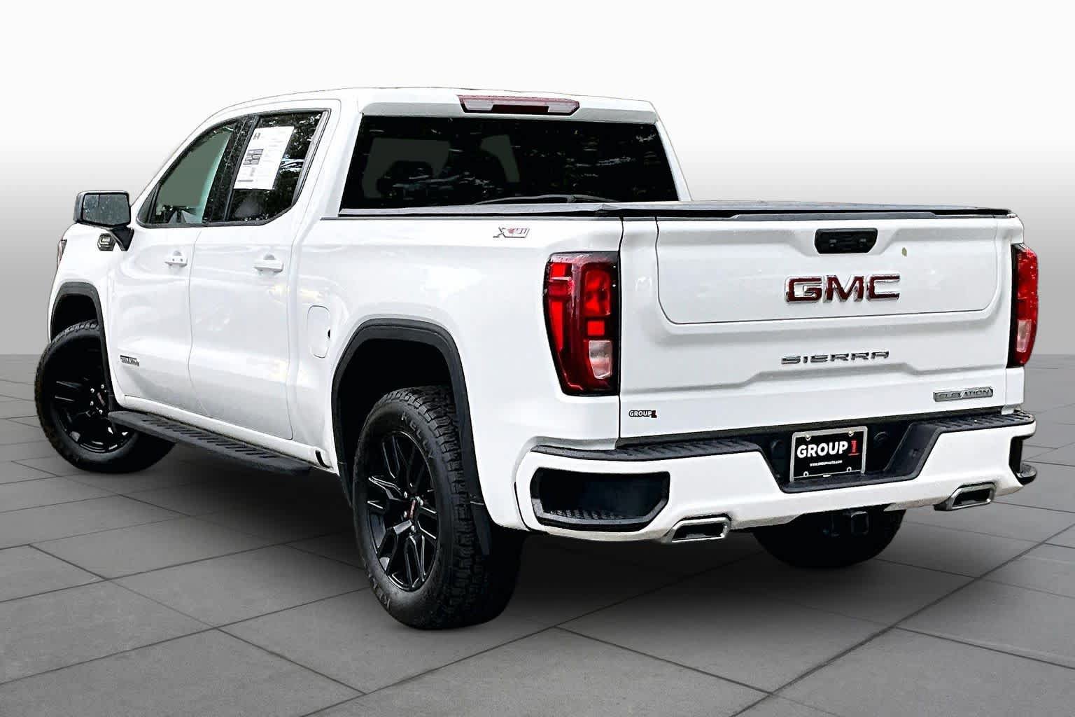 Used 2023 GMC Sierra 1500 Elevation w/ X31 Off-Road Package AWD/4WD image 12