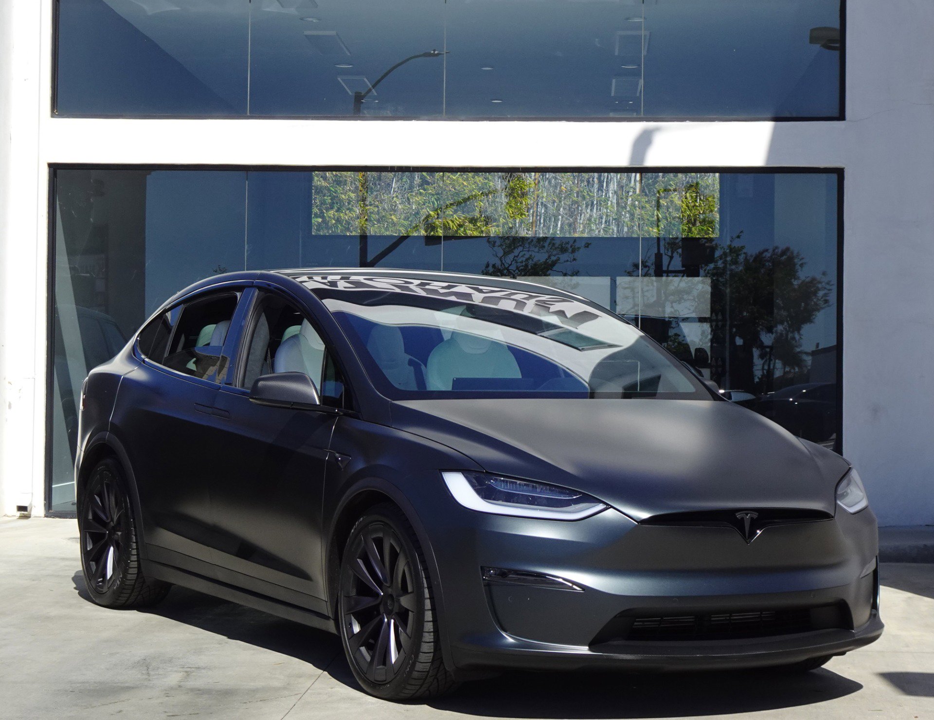 Used 2022 Tesla Model X Plaid AWD/4WD image 11