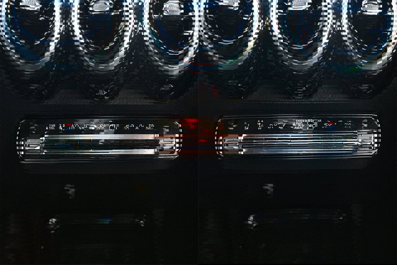 Used 2020 Mercedes-Benz GLB 250 image 17