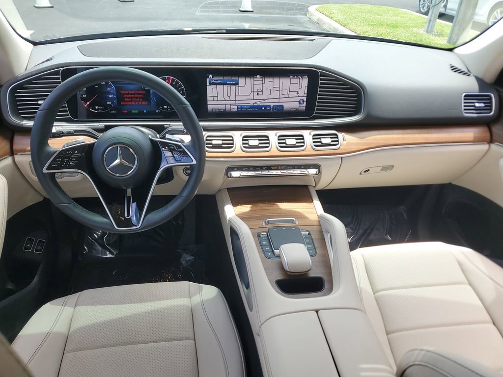 Used 2024 Mercedes-Benz GLE 450e 4MATIC image 17
