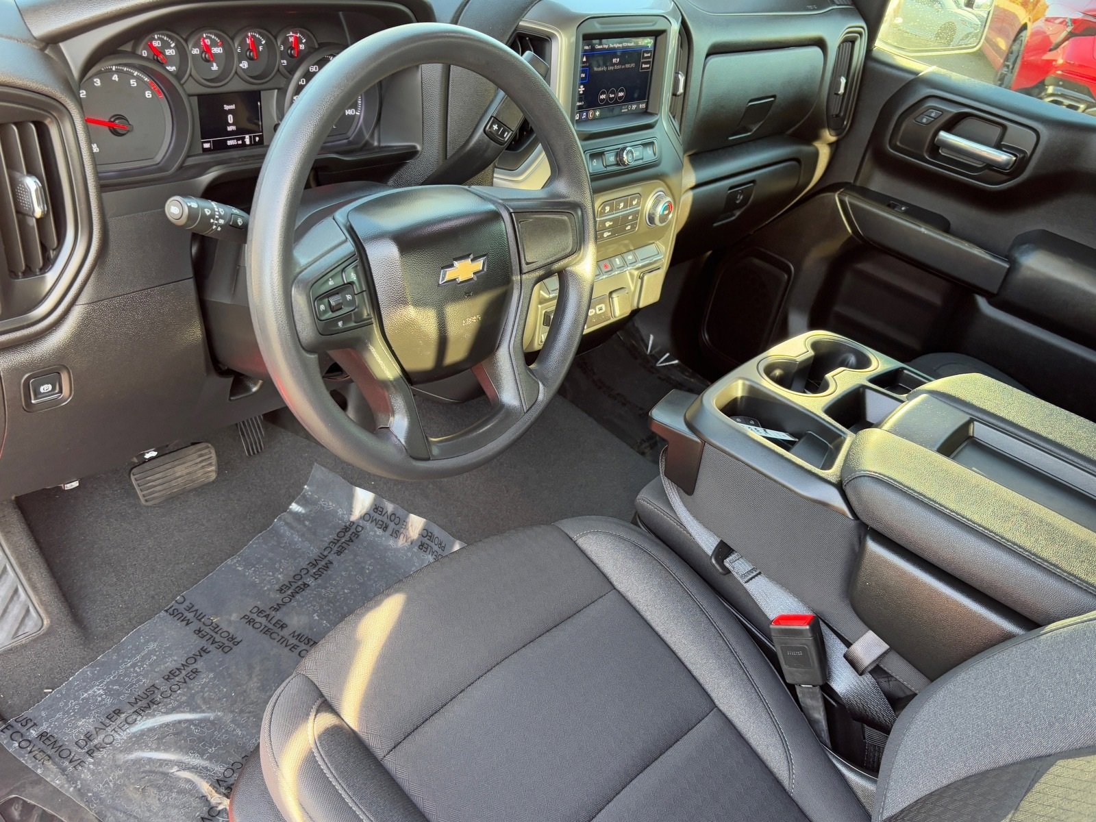 Used 2025 Chevrolet Silverado 1500 Custom image 18