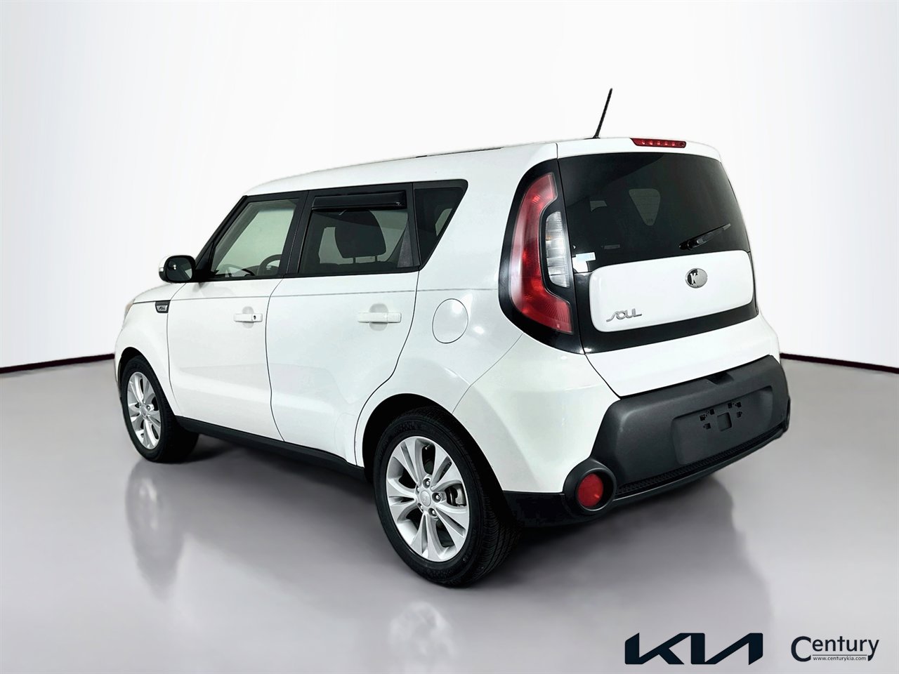 Used 2014 Kia Soul + image 7