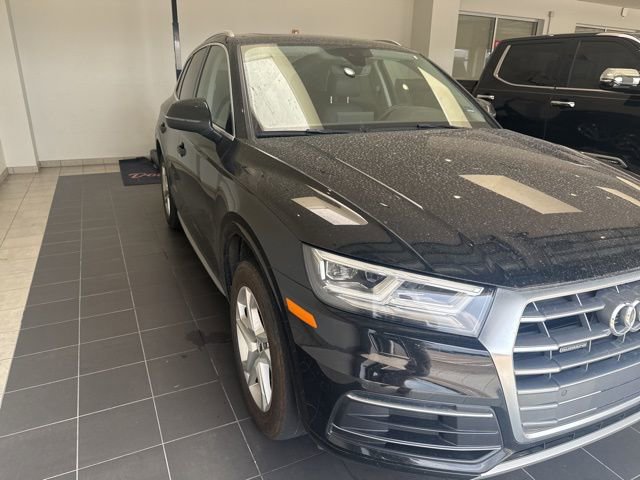 Used 2018 Audi Q5 2.0T Premium Plus w/ Premium Plus Package AWD/4WD image 4