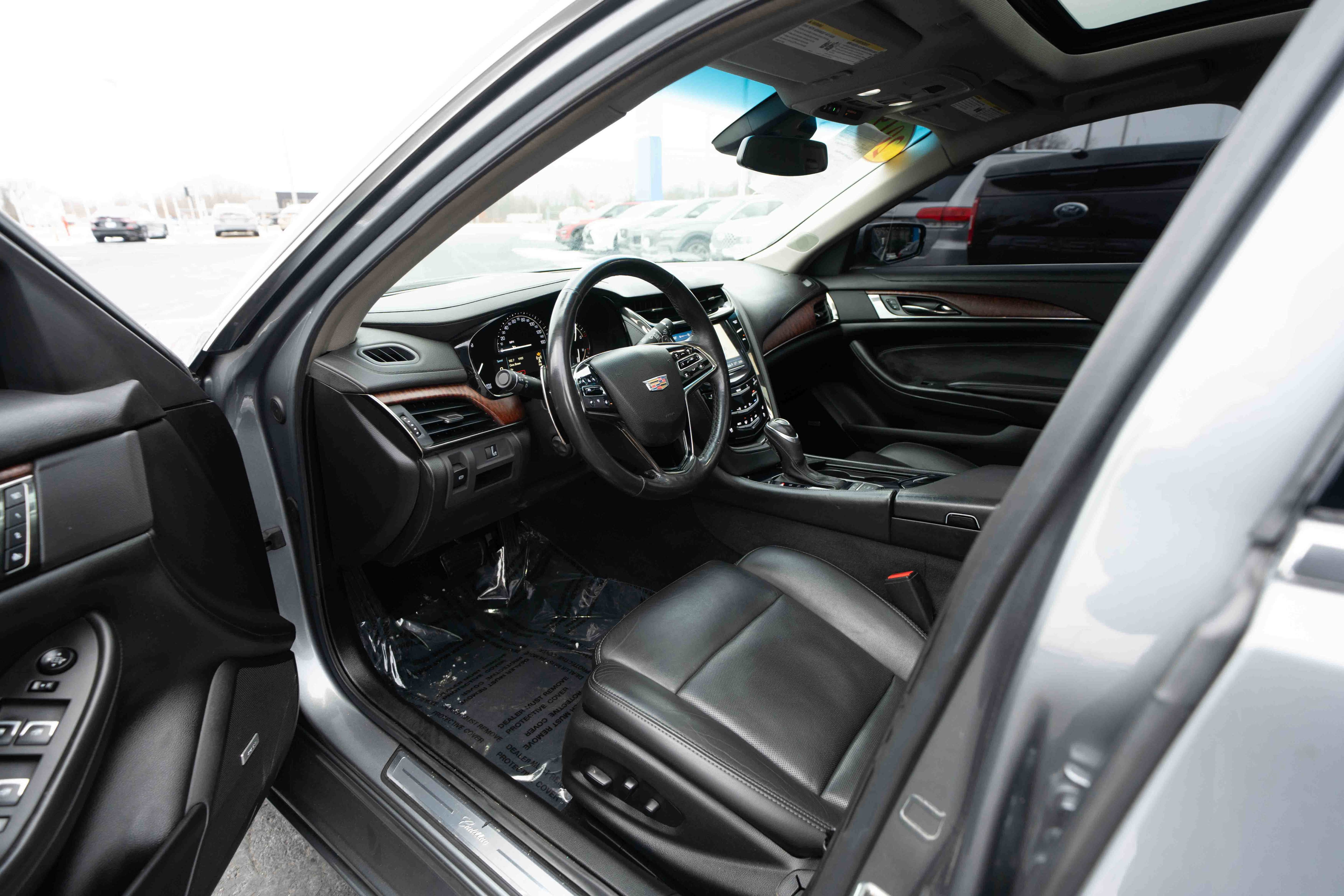 Used 2019 Cadillac CTS Luxury image 8