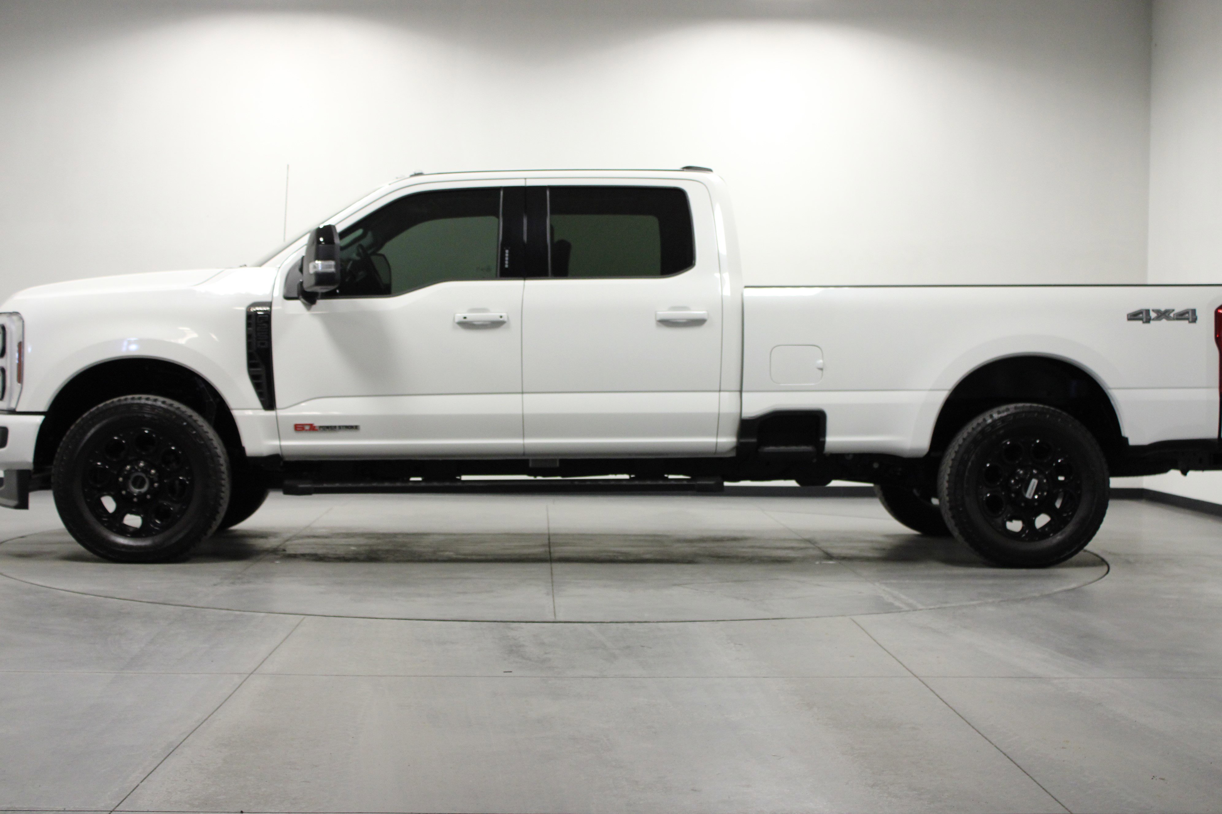 Used 2024 Ford F250 Lariat w/ Lariat Ultimate Package image 7