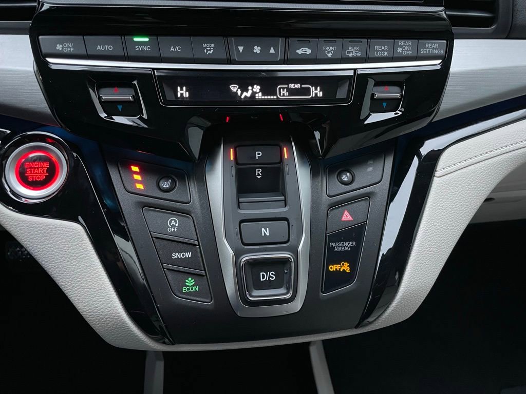 New 2026 Honda Odyssey Touring image 19