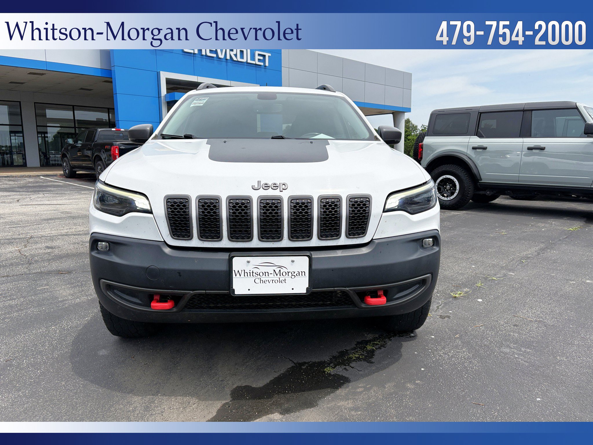 Used 2020 Jeep Cherokee Trailhawk w/ Comfort/Convenience Group AWD/4WD image 2