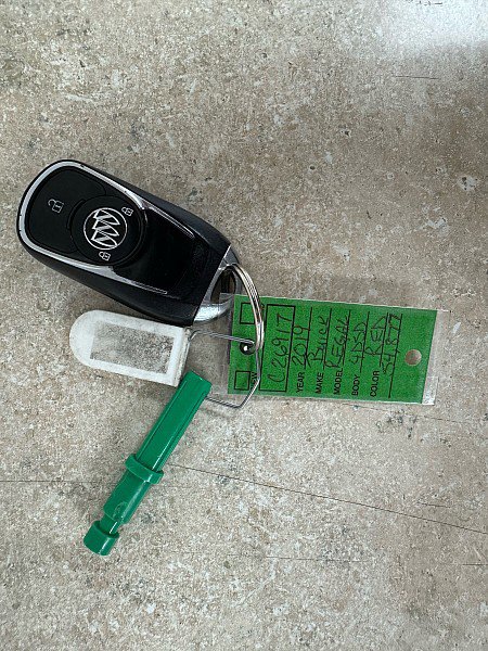 Used 2019 Buick Regal Preferred image 28