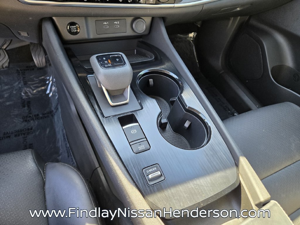 Used 2024 Nissan Rogue SV w/ SV Premium Package FWD image 31