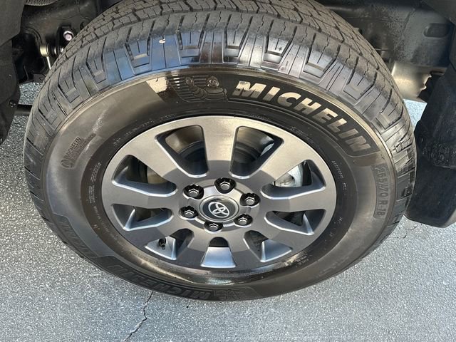 Used 2024 Toyota Land Cruiser image 28