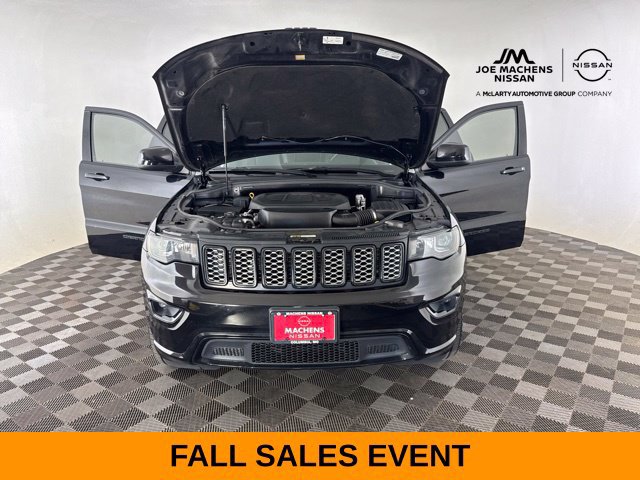 Used 2019 Jeep Grand Cherokee Altitude AWD/4WD image 23