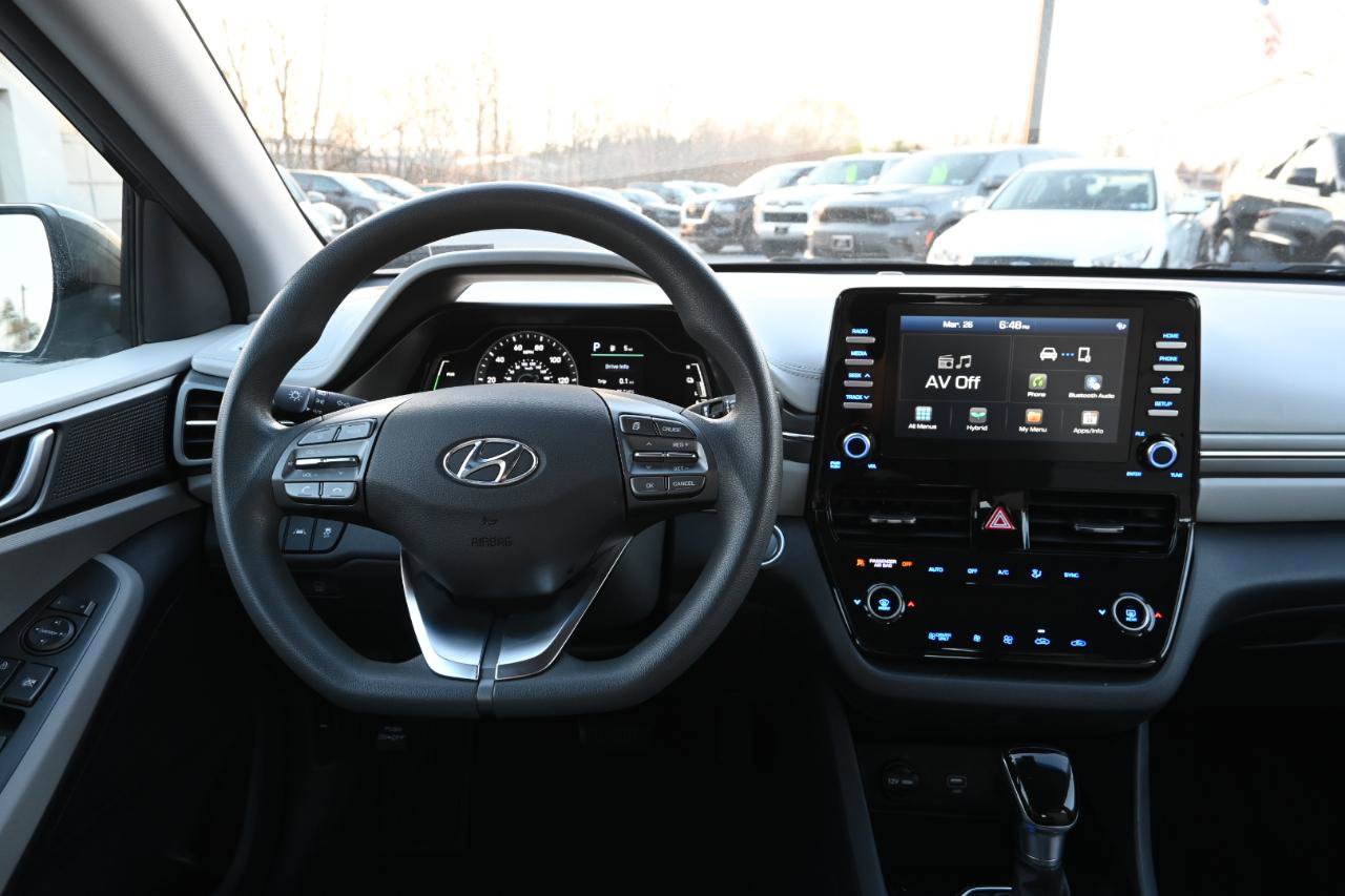 Used 2020 Hyundai Ioniq Blue FWD image 2