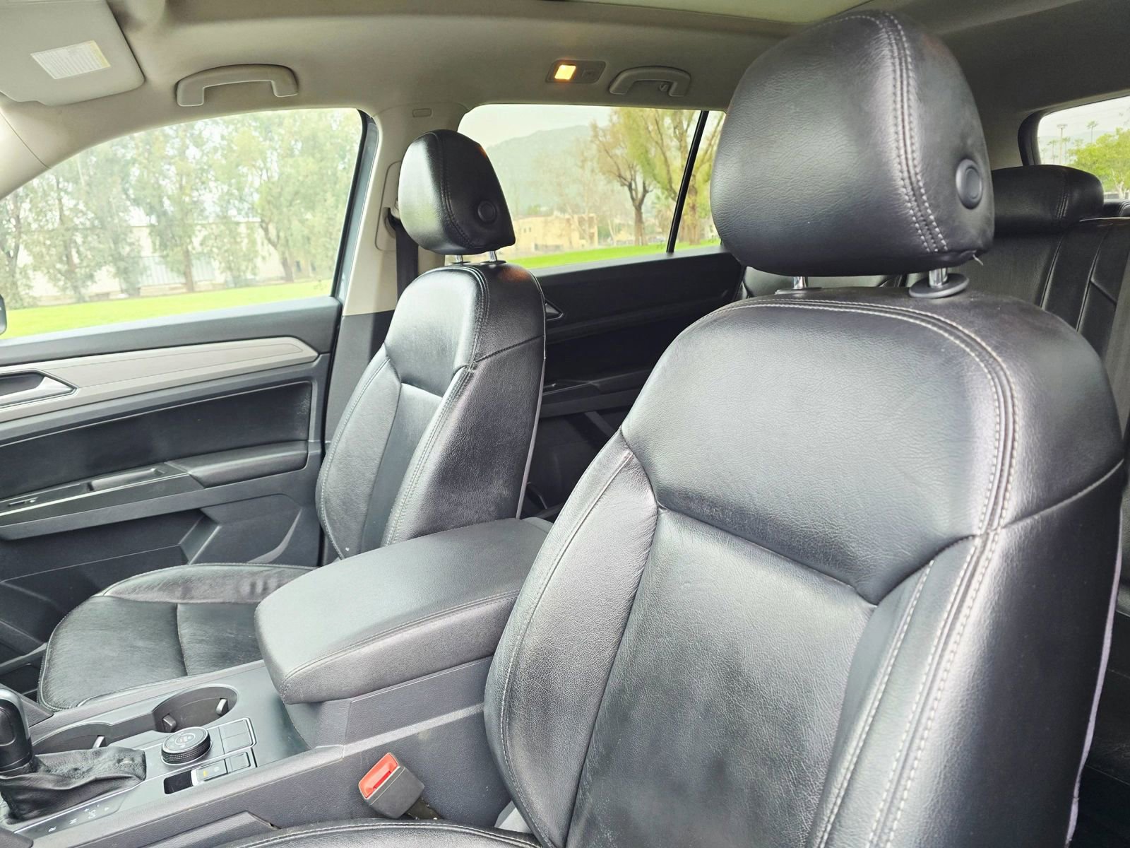 Used 2018 Volkswagen Atlas Launch Edition image 14