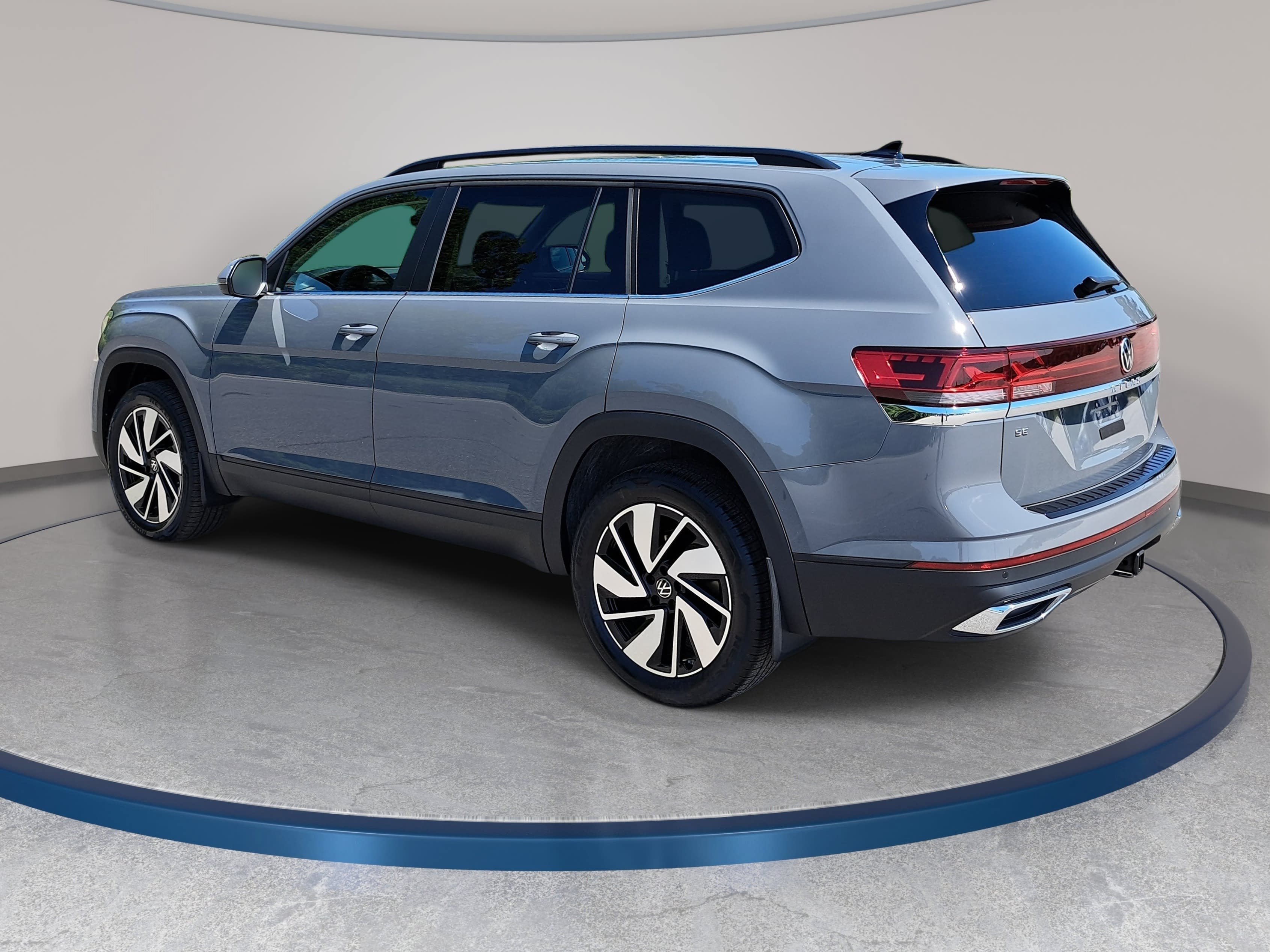 New 2026 Volkswagen Atlas SE FWD image 7