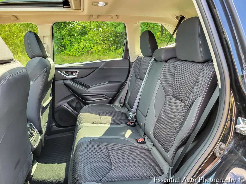 Used 2024 Subaru Forester Premium AWD/4WD image 11