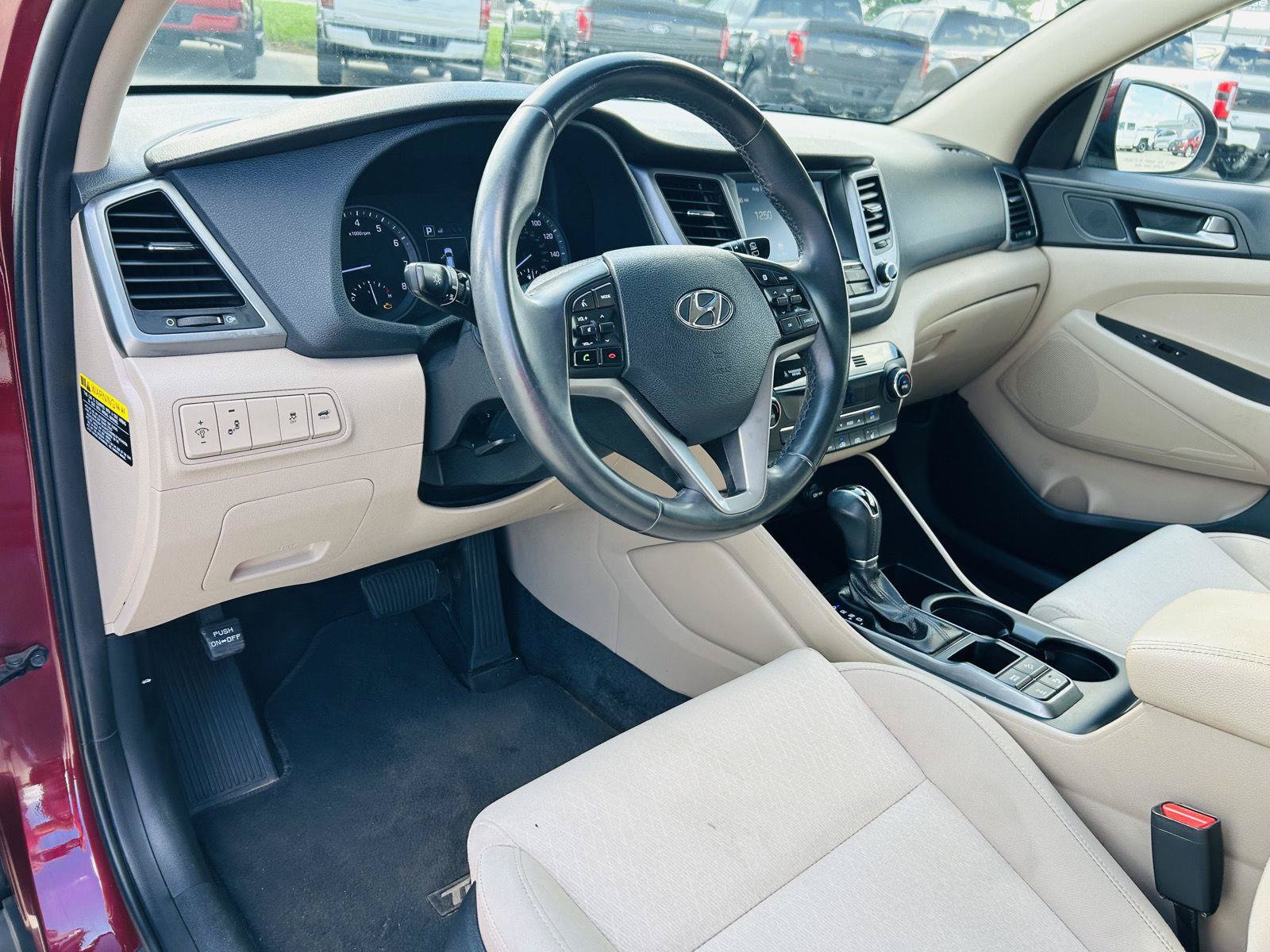 Used 2018 Hyundai Tucson Value w/ Cargo Package AWD/4WD image 13