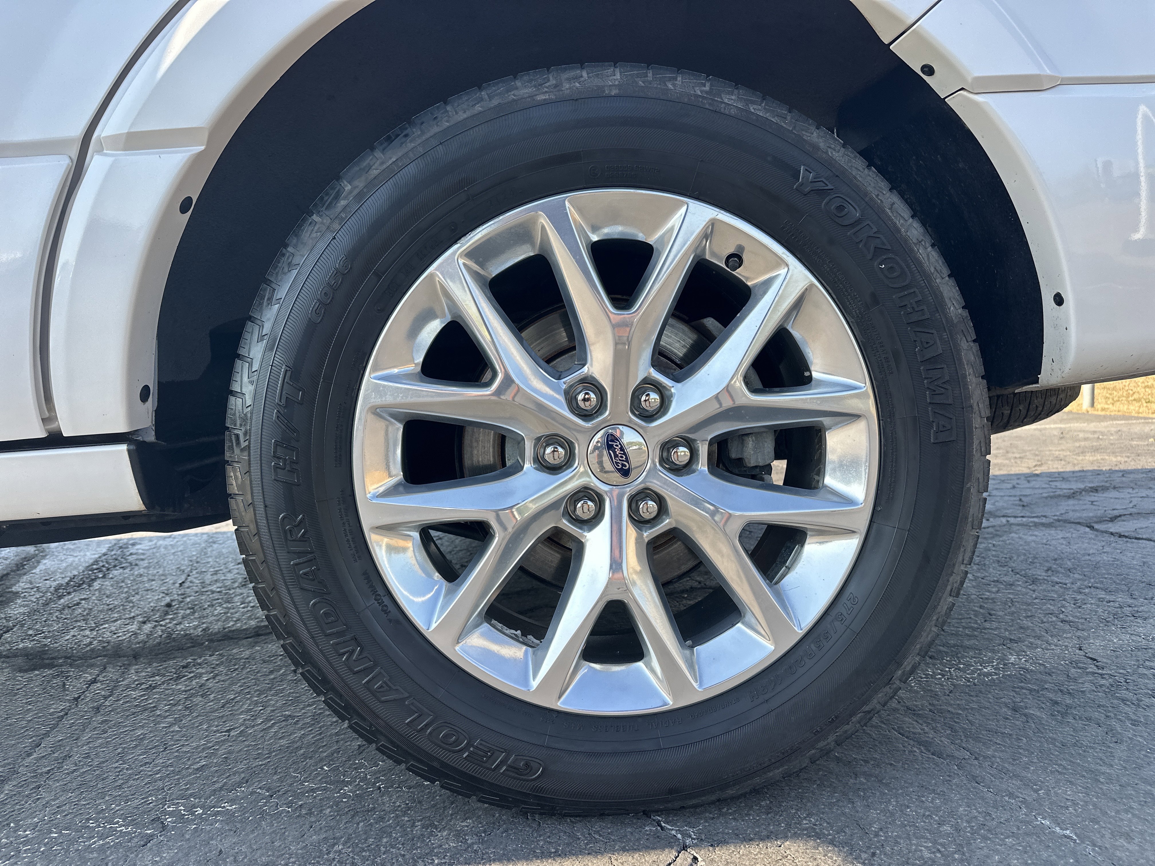 Used 2017 Ford Expedition Limited w/ Equipment Group 301A RWD image 20