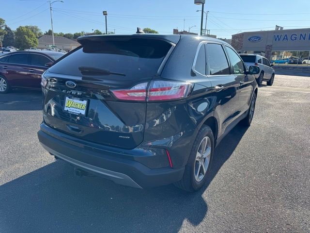 Used 2024 Ford Edge SEL w/ Convenience Package image 3