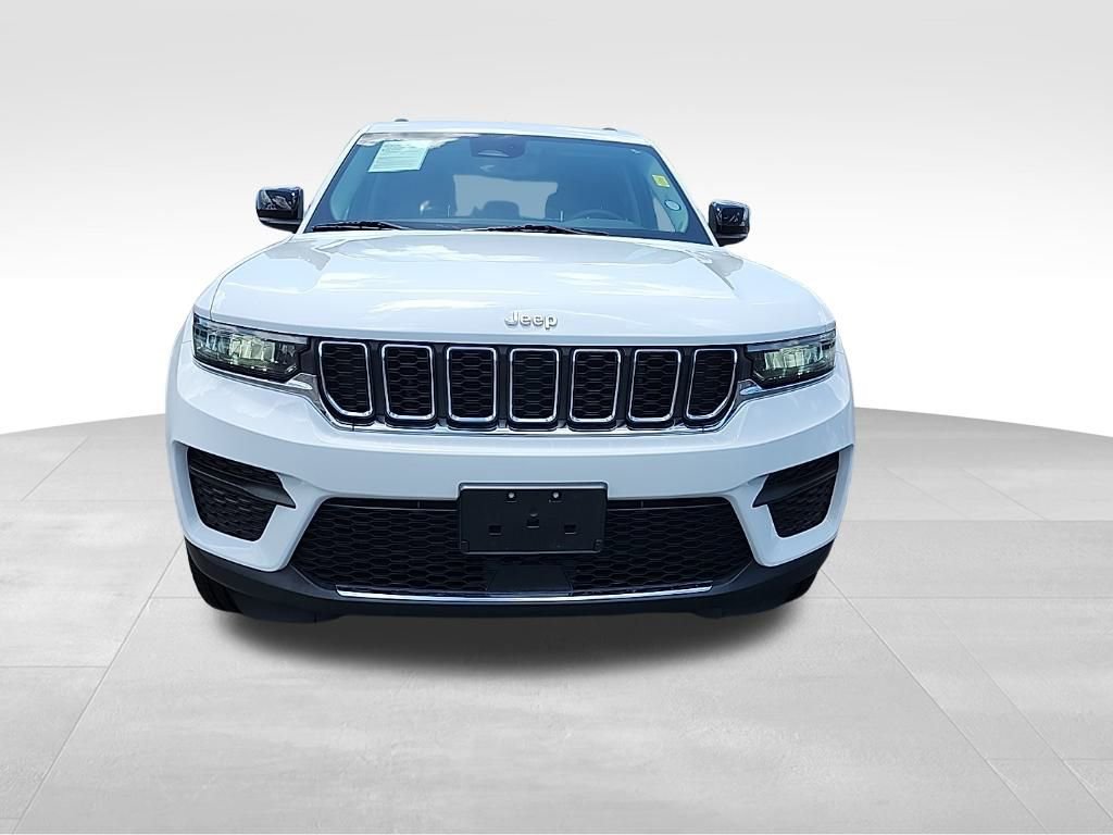 Certified 2023 Jeep Grand Cherokee Laredo image 6